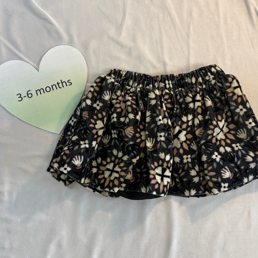 Gymboree - Velour floral full skirt. Size 3-6 months